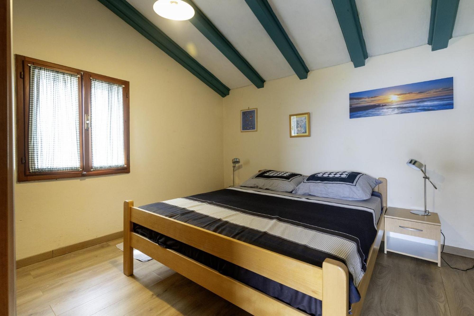 Crni In Crni - Haus Fuer 6 Personen Villa Labin Kültér fotó
